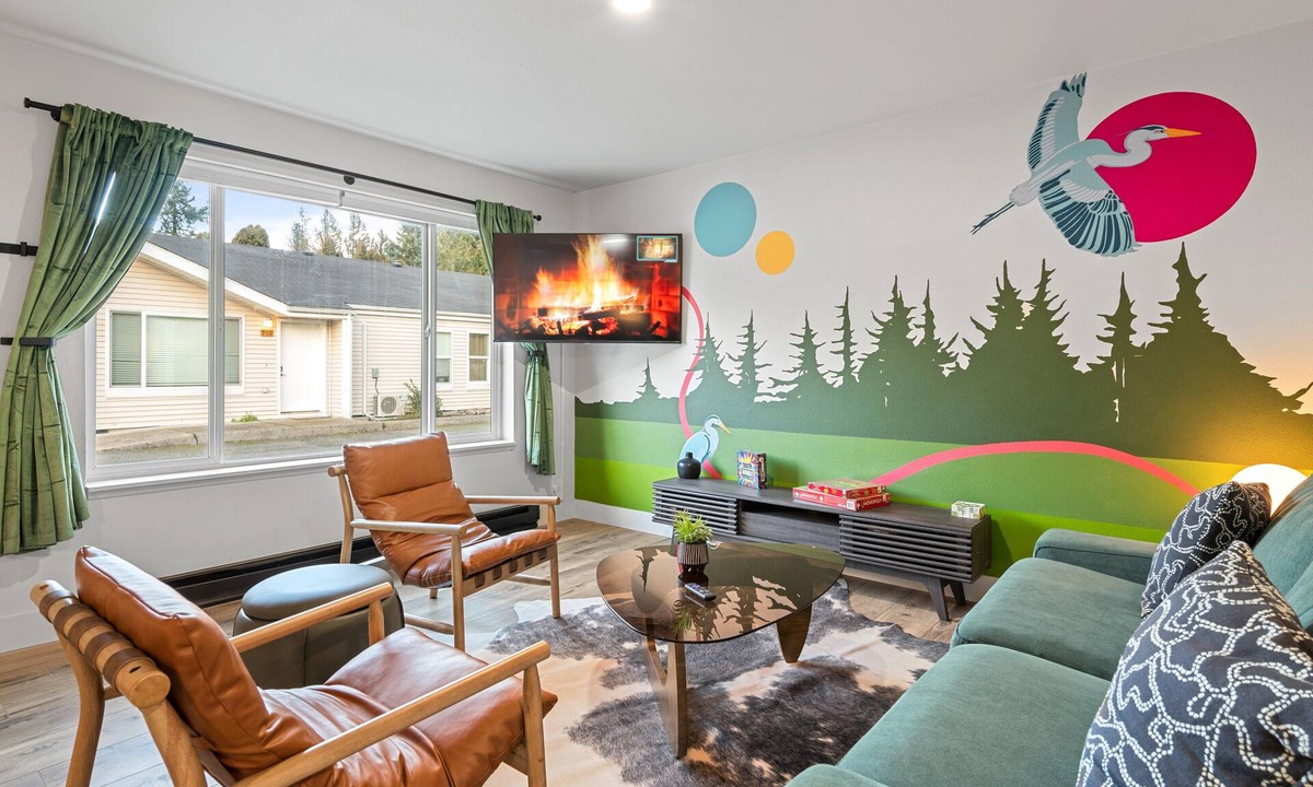 Ridgefield House | Perfectly located Home w/Spa & Mini Golf