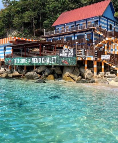 Kampung Pasir Hantu Ski Chalet | Perhentian Nemo Chalet