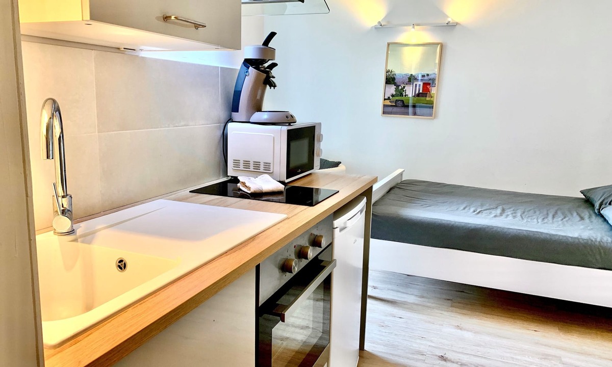 Manosque Apartment | PERLE STUDIO - One Bedroom Apartment, Sleeps 2