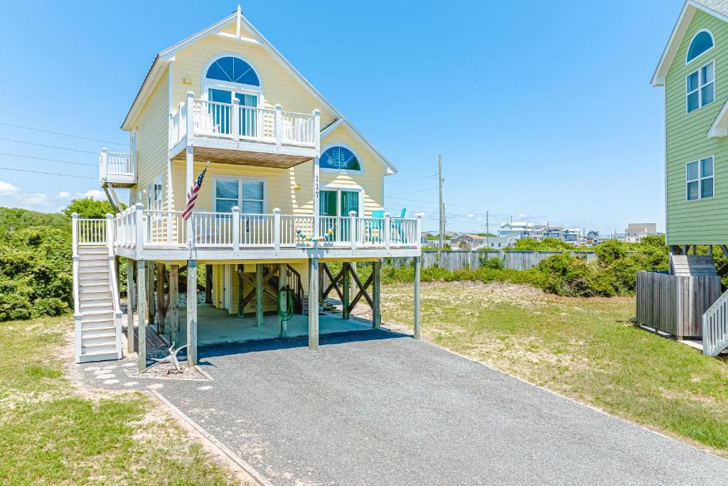 Village of Stump Sound House | Permuda Manor