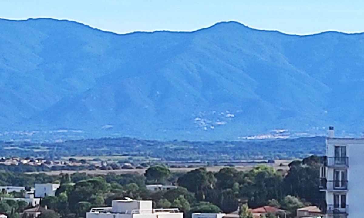Moulin a Vent Apartment | Perpignan Sud, Appartement, Superbe vue Montagne/mer, Parkings, Ttes Commodités
