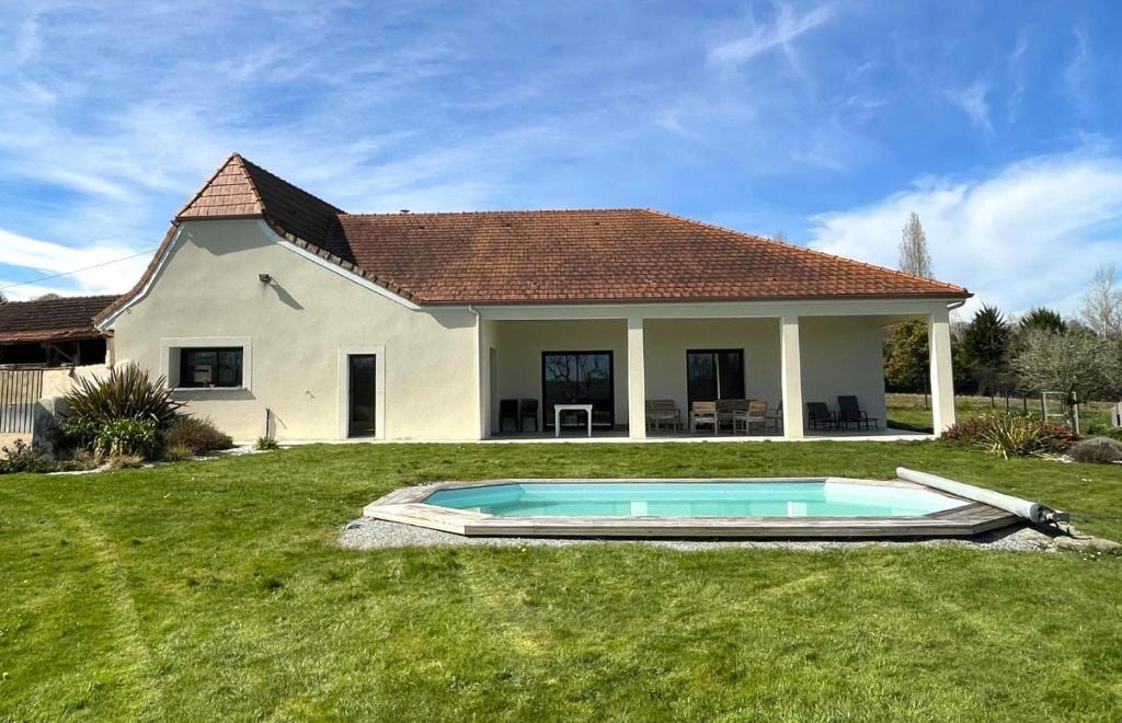 Mialos House | Perry
