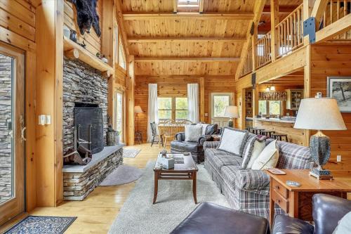 Waterbury House | Perry Hill Escape