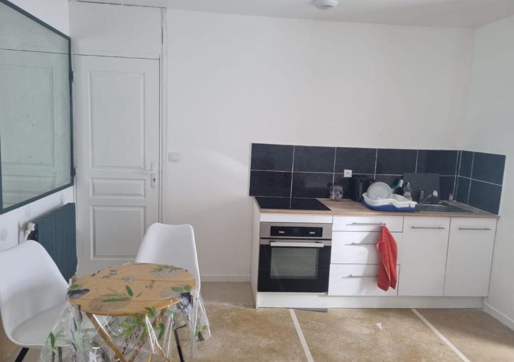 Persan House | Persan Studio avec Terrasse