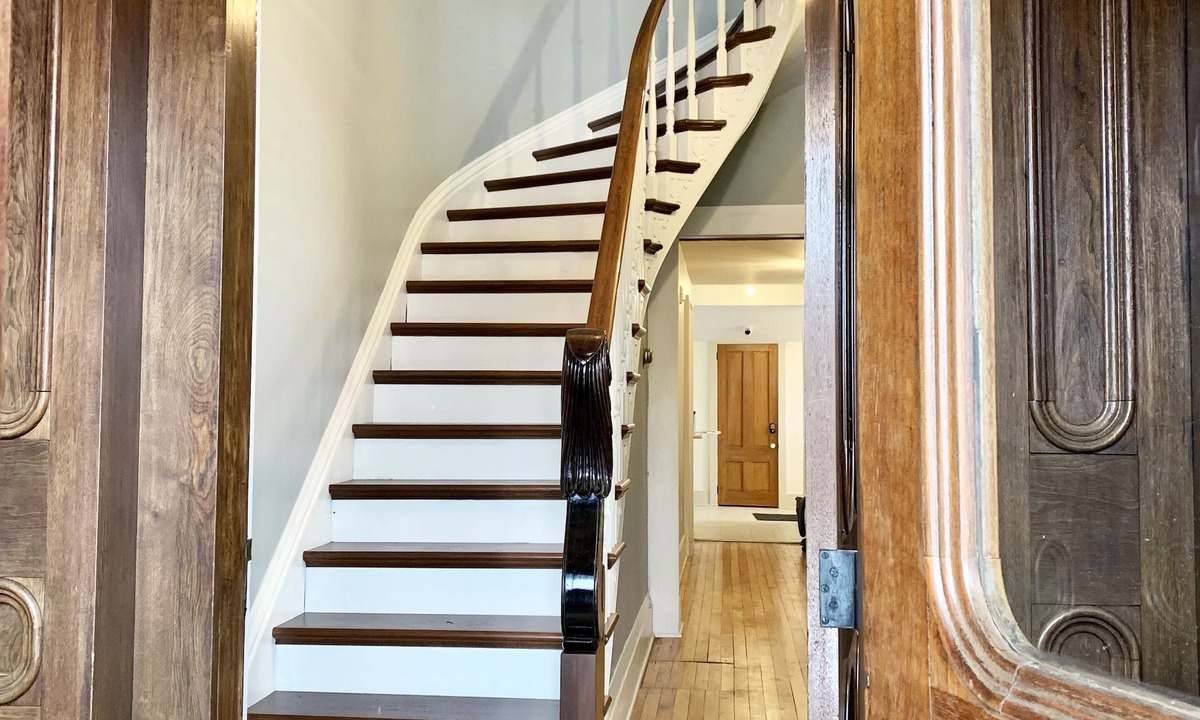 Potsdam Hotel | Pert House