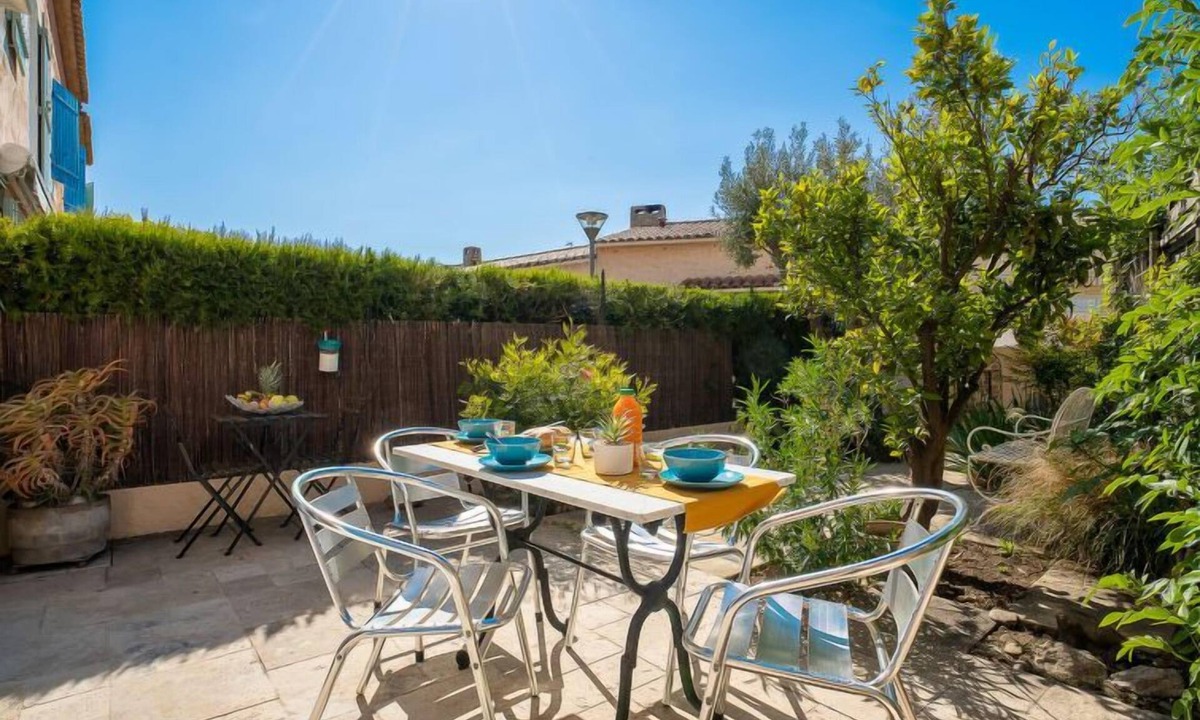 Hyeres House | Pescadou by Interhome