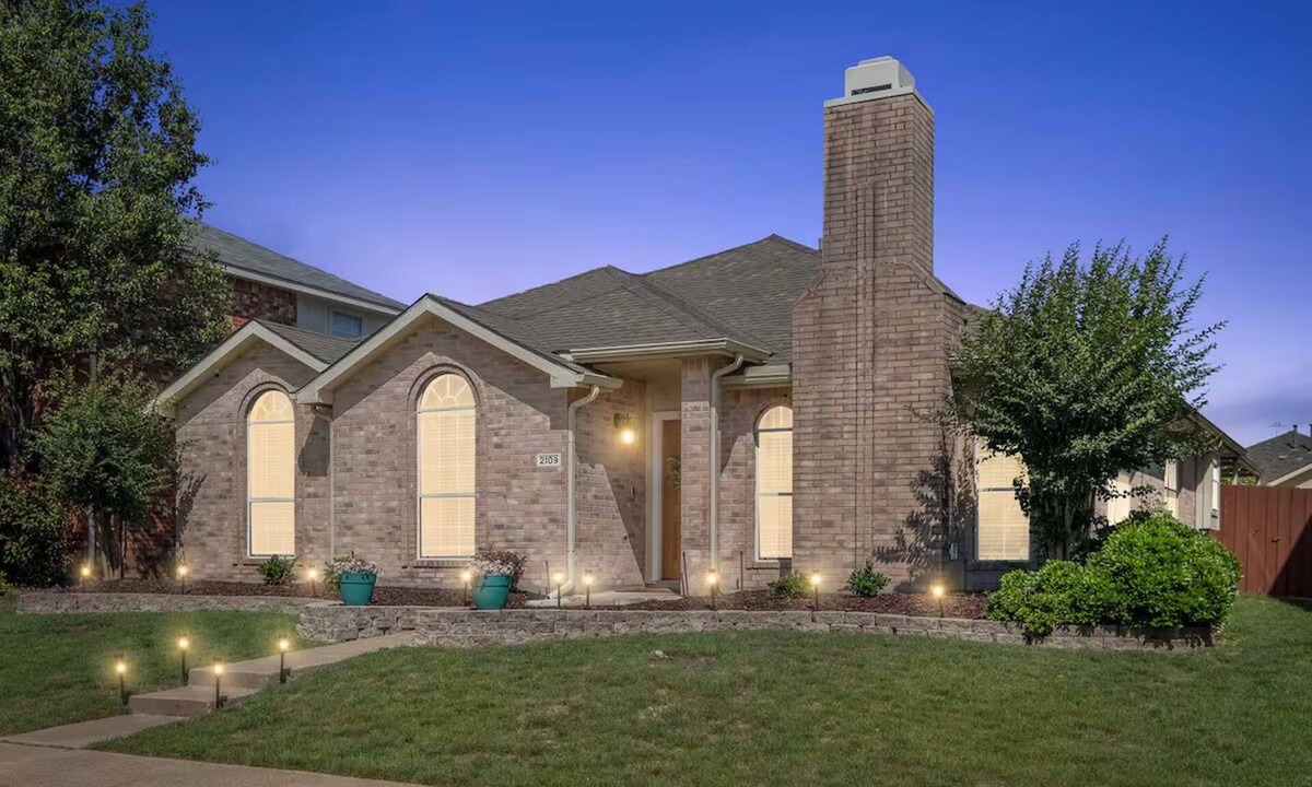 Garland House | Pet-friendly 3-bedroom w/Hot Tub