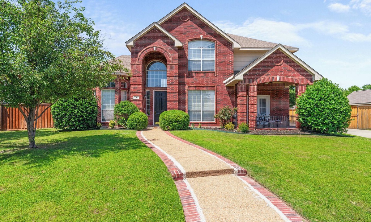 Murphy House | Pet-friendly 4-bedroom + Office and Game Room