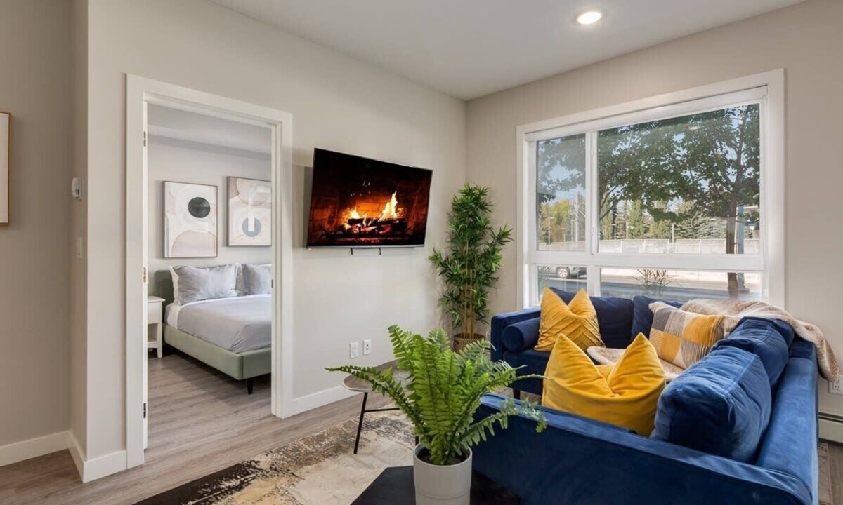 Southwest Calgary Apartment | Pet Friendly Apartment w/Free Underground Parking