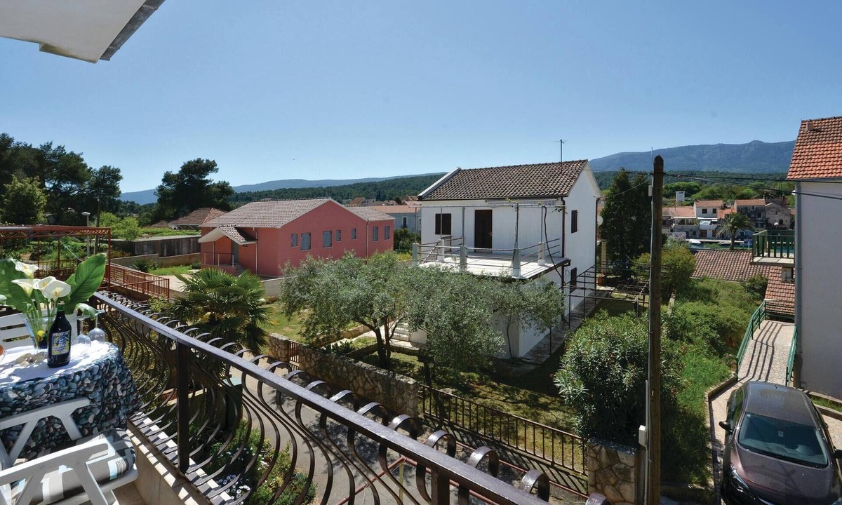 Vrboska Apartment | Pet friendly apartment in Vrboska with WiFi