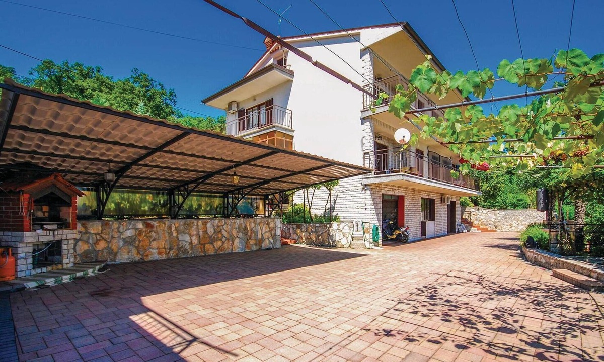 Lovran Apartment | Pet friendly apartment in Lovran with WiFi