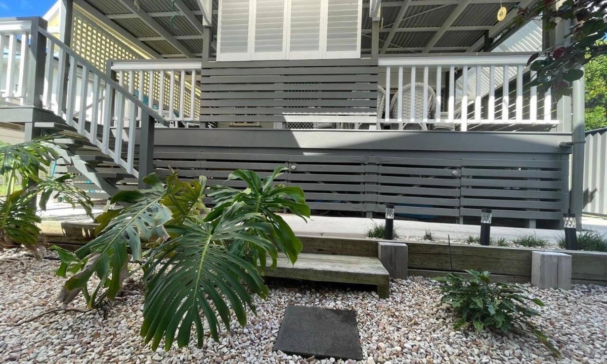 Moffat Beach House | Pet Friendly at Moffat Beach