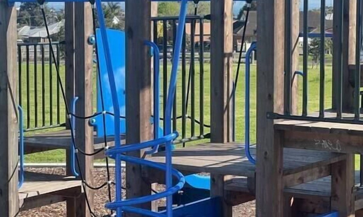 Clifton Springs House | Pet Friendly Coastal Stays