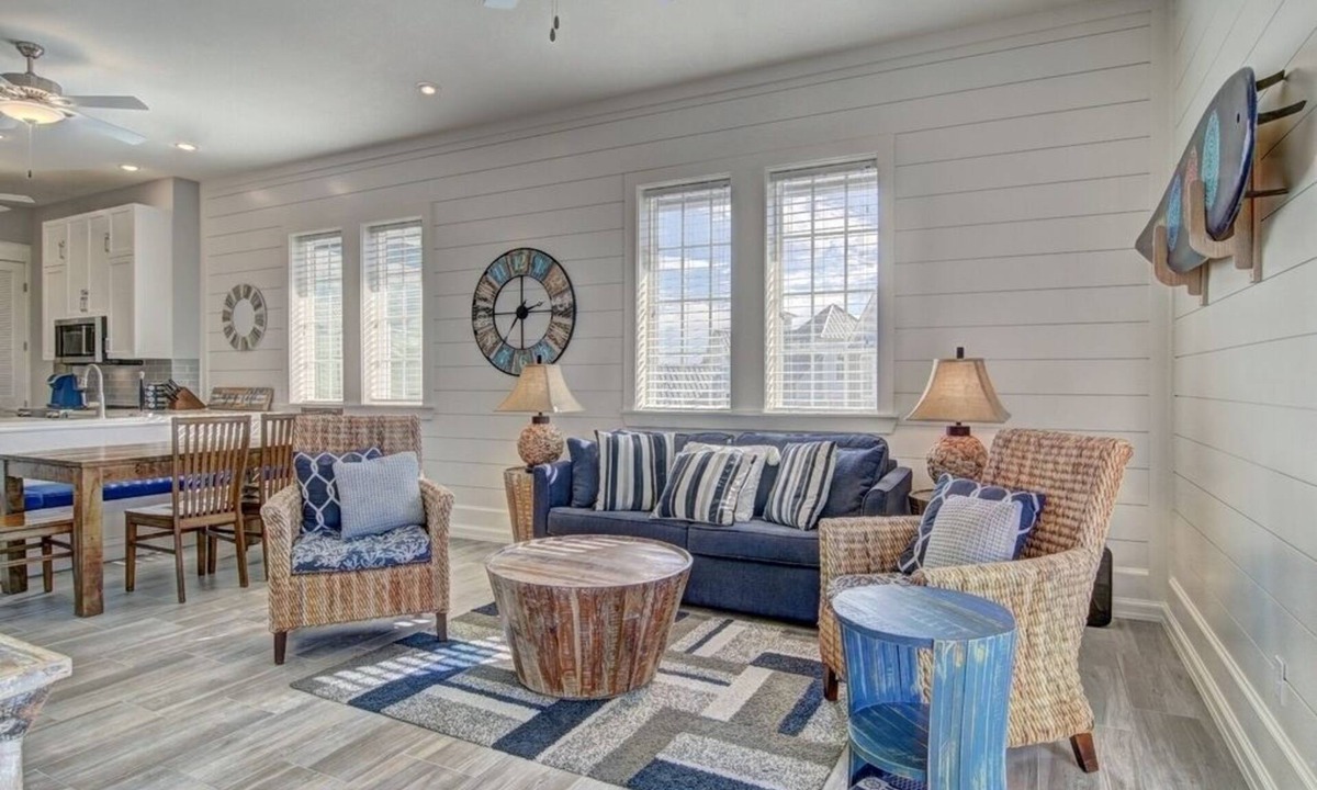 Cinnamon Shore Condo | Pet-Friendly Condo w/Central Location+Resort-Like Amenities@Cinnamon Shore