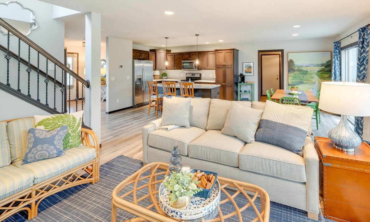 De Forest House | Pet-Friendly DeForest Getaway w/ Backyard!