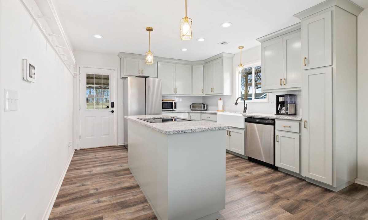 Lincoln Other | Pet-Friendly Farm Stay in Northwest Arkansas