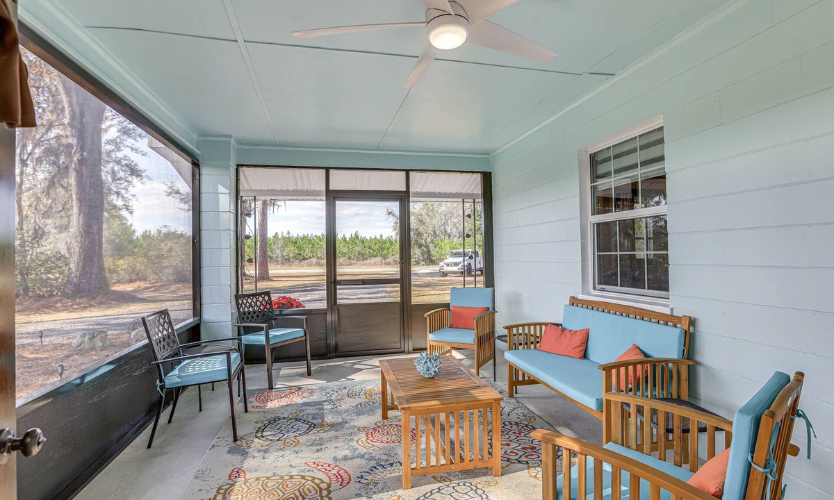 O Brien House | Pet-Friendly Florida Escape w/Patio & Fire Pit!