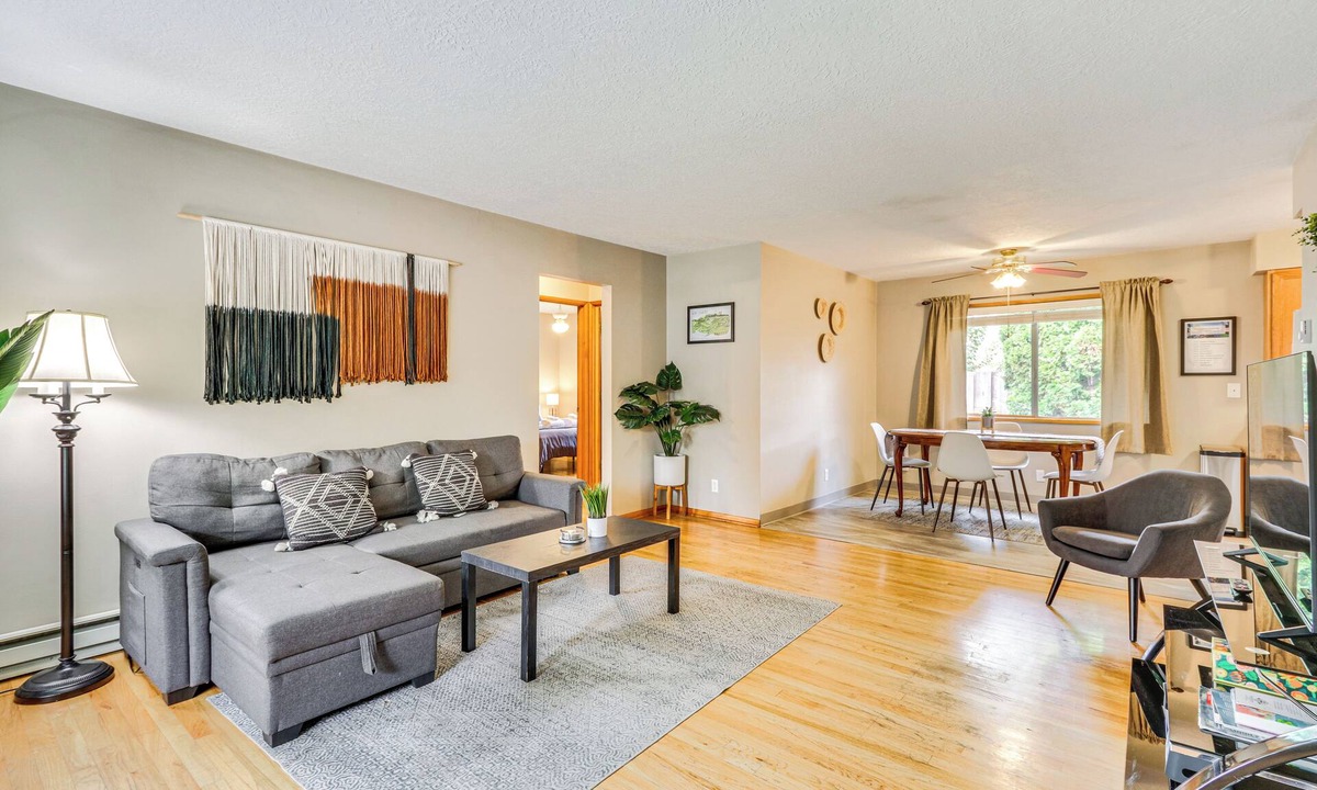 Forest Grove House | Pet-Friendly Gem w/Ping-Pong Table in Oregon!