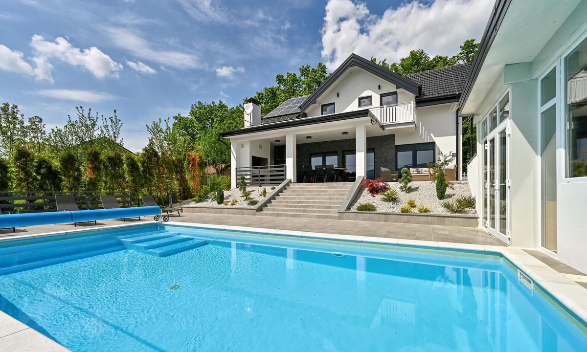 Stubicke Toplice House | Pet friendly home in Stubicke Toplice with sauna