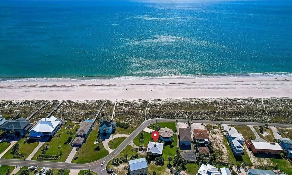 Fernandina Beach House | Pet friendly house across from the ocean, 30 day minimum stay