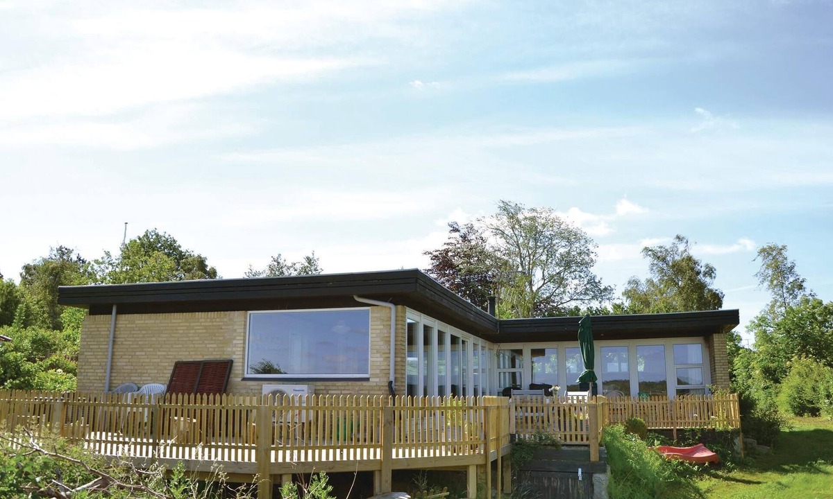 Kirke Hyllinge House | Pet friendly home in Kirke Hyllinge