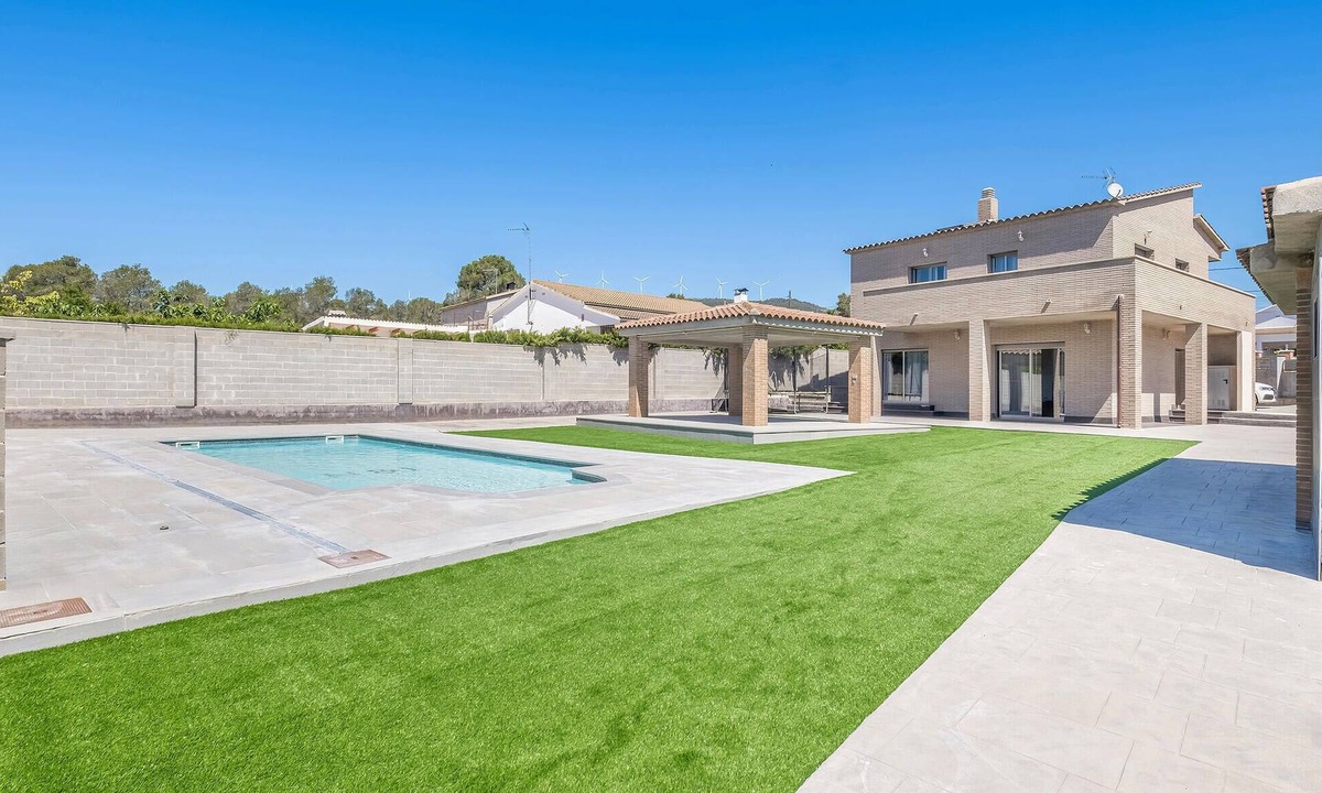 Cabra del Camp House | Pet friendly home in Cabra del Camp