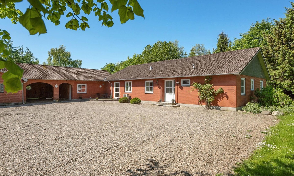 Branderup J House | Pet friendly home in Branderup J