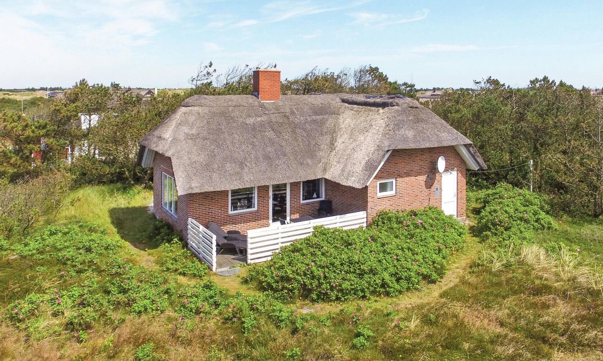 Nørre Lyngvig House | Pet friendly home in Hvide Sande