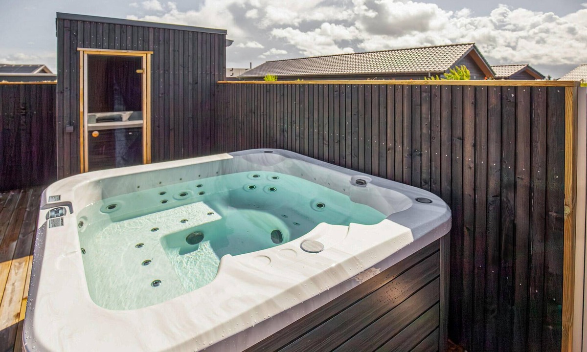 Bjerregard Strand House | Pet friendly home in Hvide Sande with sauna