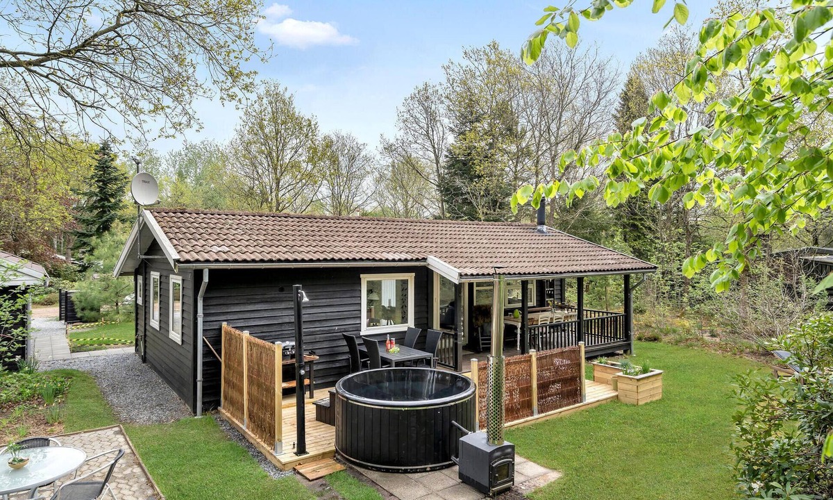 Ansager House | Pet friendly home in Ansager with WiFi