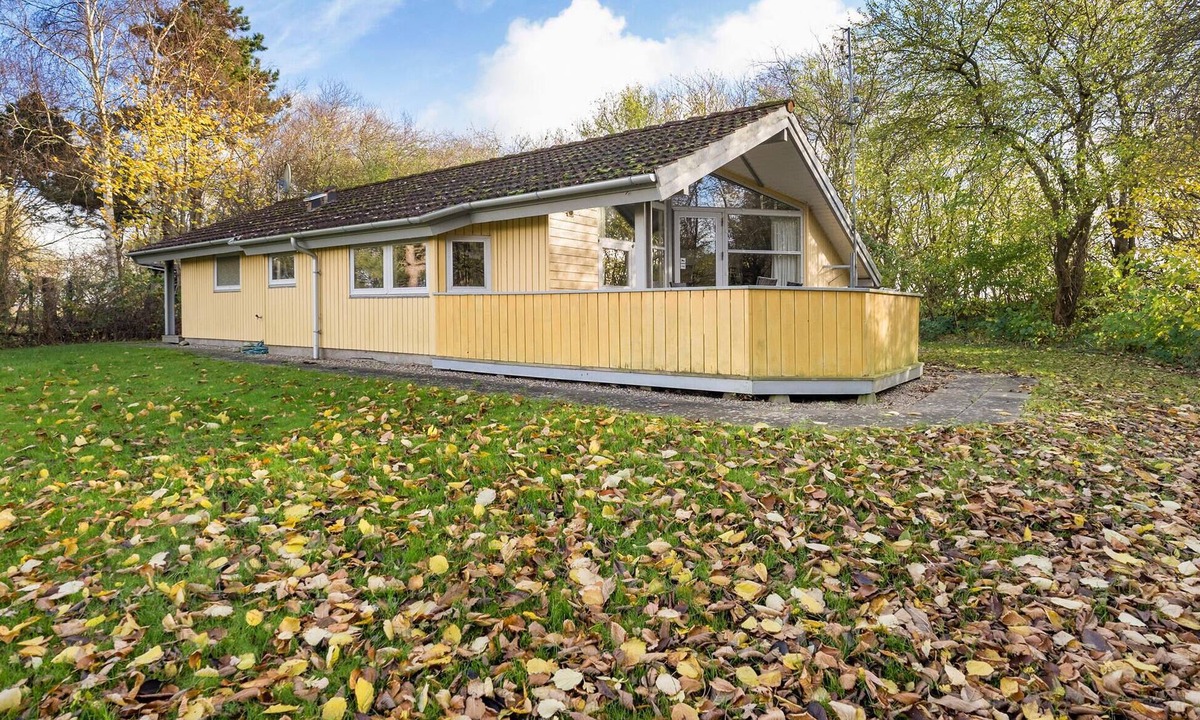 Follenslev House | Pet friendly home in Føllenslev with sauna
