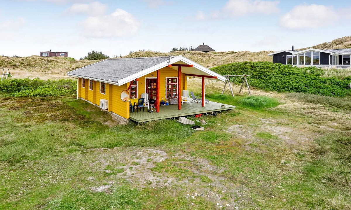Houvig Strand House | Pet friendly home in Ringkøbing