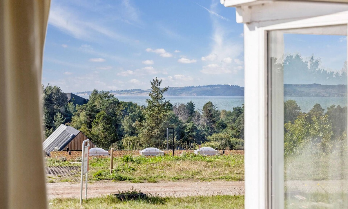 Vibæk Strand House | Pet friendly home in Ebeltoft with WiFi