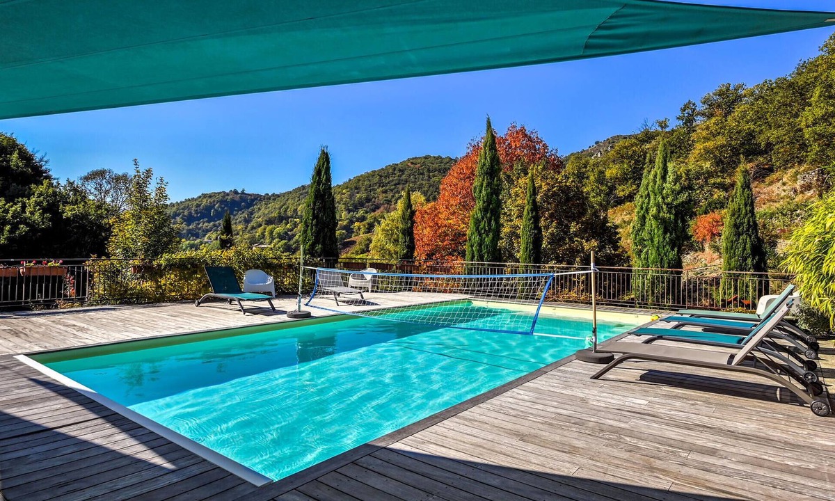 Genestelle House | Pet friendly home in Genestelle