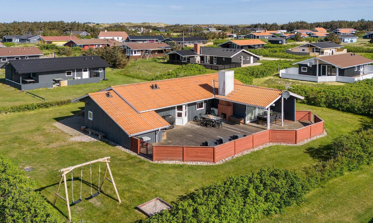 Harboore House | Pet friendly home in Harboøre with sauna