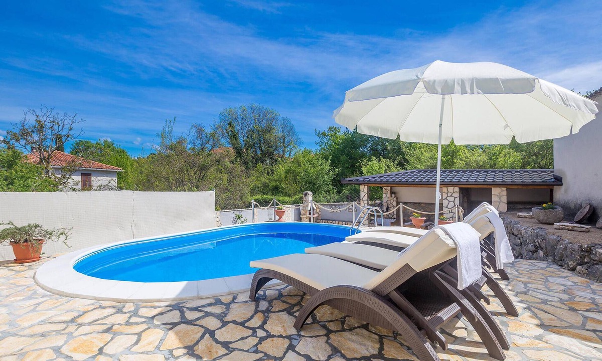 Sveti Vid-Miholjice House | Pet friendly home in Sveti Vid