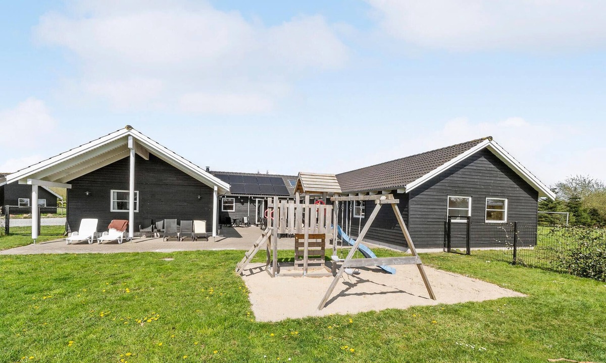 Idestrup House | Pet friendly home in Idestrup with sauna