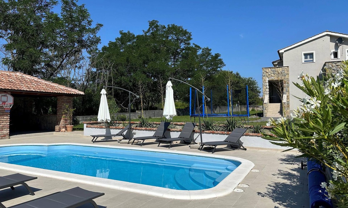Lopar House | Pet friendly home in Lopar