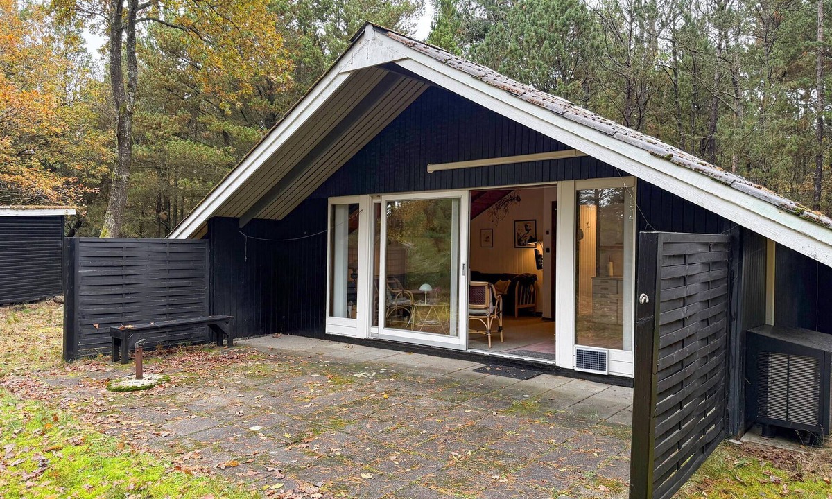 Mosevra House | Pet friendly home in Oksbøl with WiFi
