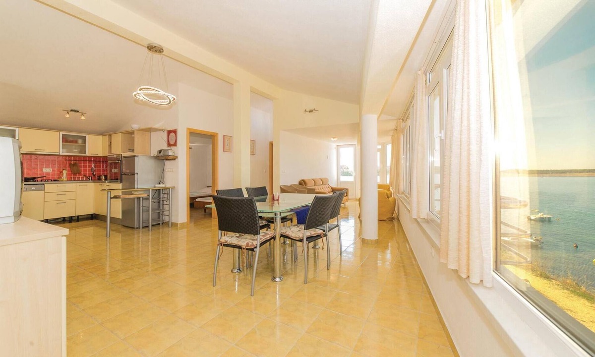 Povljana House | Pet friendly home in Povljana with WiFi