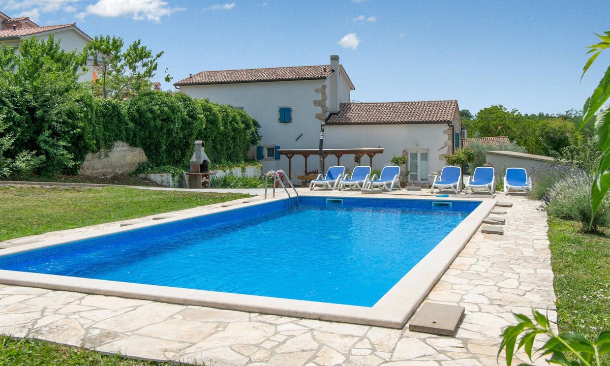 Sveta Nedelja House | Pet friendly home in Ruzici