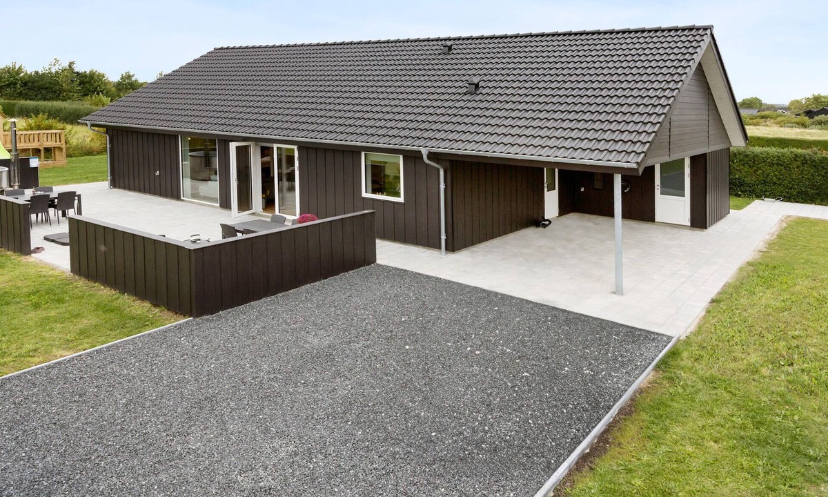 Skovmose House | Pet friendly home in Sydals with WiFi