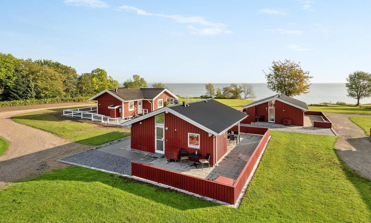 Mommark Strand House | Pet friendly home in Sydals with WiFi