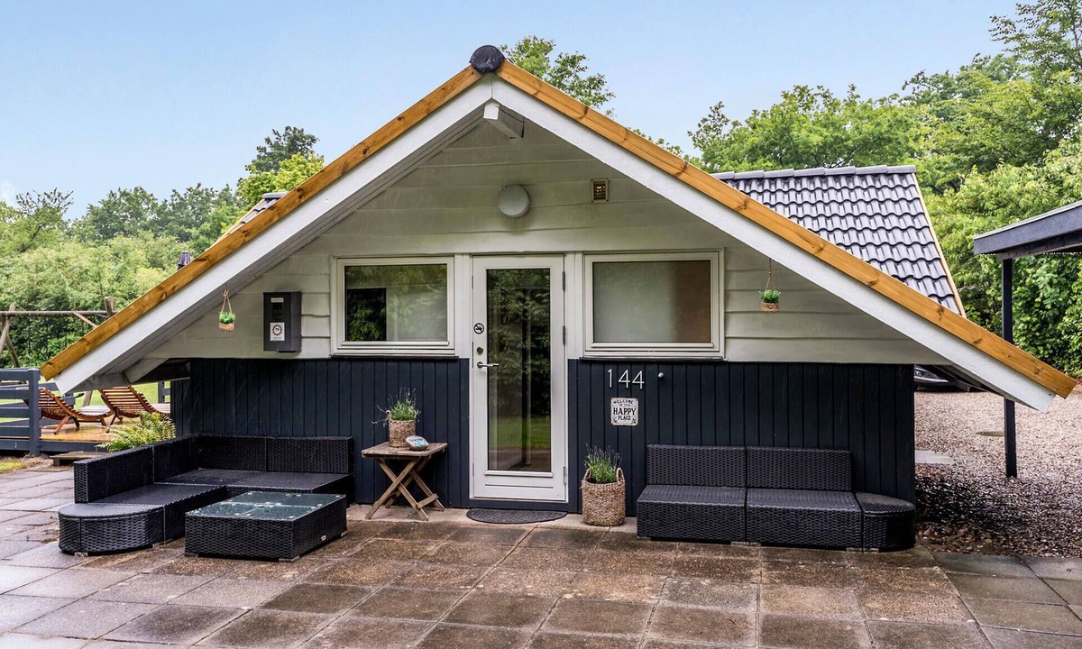 Arrild Ferieby House | Pet friendly home in Toftlund with WiFi