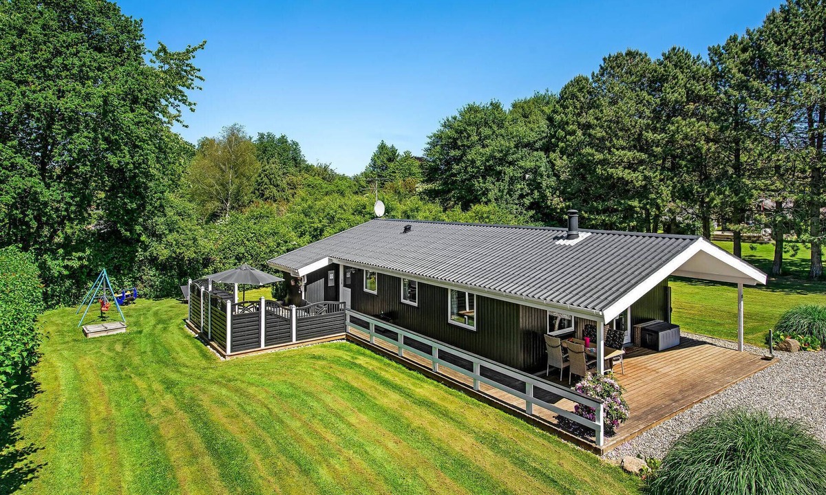 Tranekaer House | Pet friendly home in Tranekær with sauna