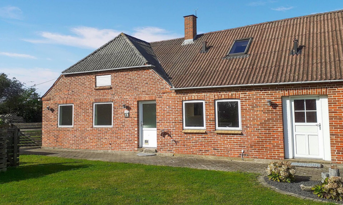 Vedersø Klit House | Pet friendly home in Tim with sauna