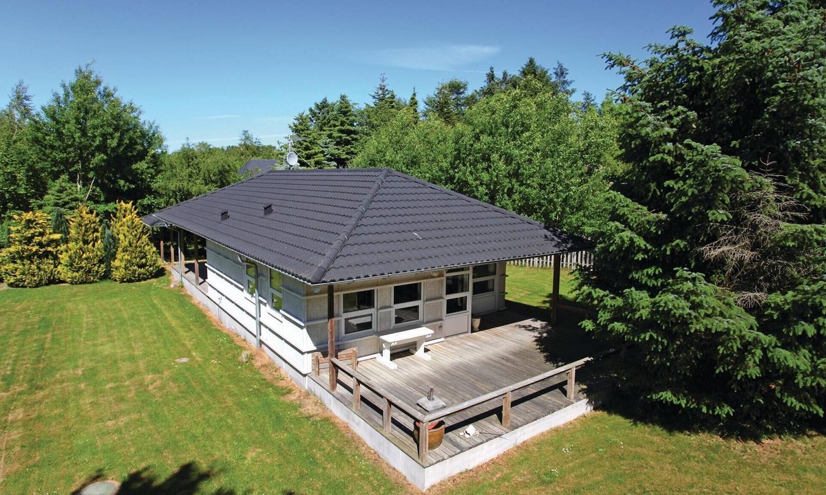 Hoensinge House | Pet friendly home in Vig with WiFi