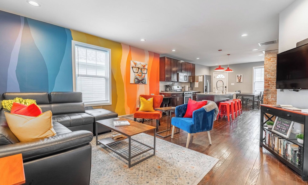 Fountain Square House | Pet-Friendly Home with Fenced Yard & Garage near Downtown
