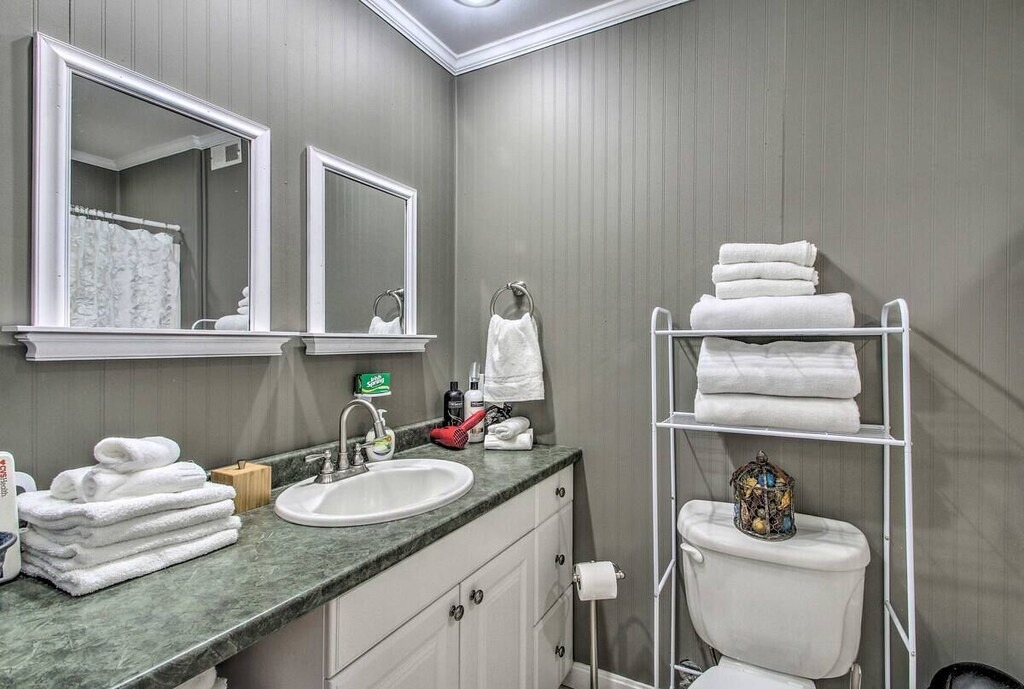 Barnstead House | Pet-Friendly Home w/Private Beach, Dock & Rafts!