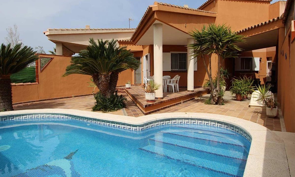 Riumar Cottage | Pet-Friendly House with Private Pool Near the Beach, Free WiFi, Optional A/C, Dog-Friendly Beach